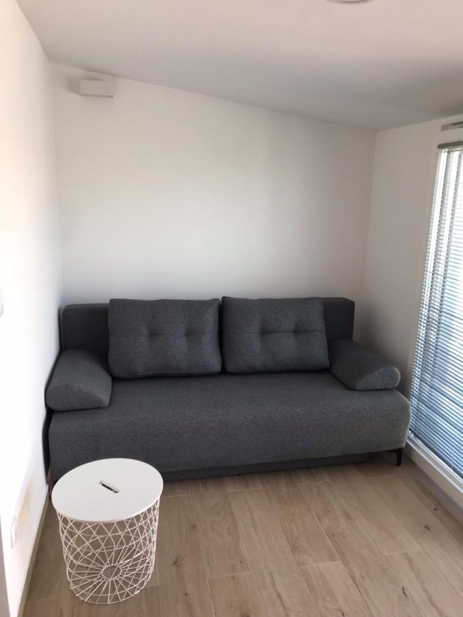 Apartments Haramincic M&B Stara Novalja Bagian luar foto