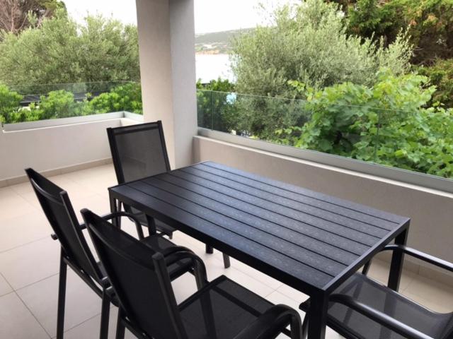 Apartments Haramincic M&B Stara Novalja Bagian luar foto